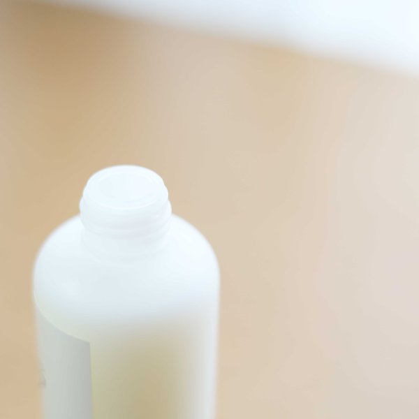 VIGUSIウルフォフ5｜ミドルダメージをケアする結合ケラチン配合。ナノ成分8種が髪内部に浸透し、扱いやすくサラサラに